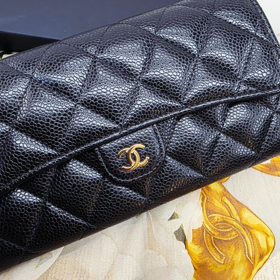 閒置未使用 新款CHANEL 黑金 信封式翻蓋長夾  芯片款-10