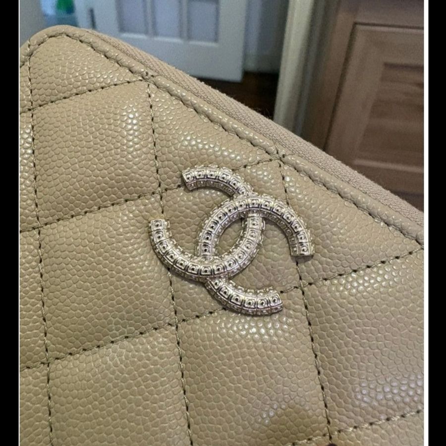 Chanel 香奈兒 荔枝 魚子醬皮 中型錢包 短夾 可放紙幣 奶茶色 杏色-1