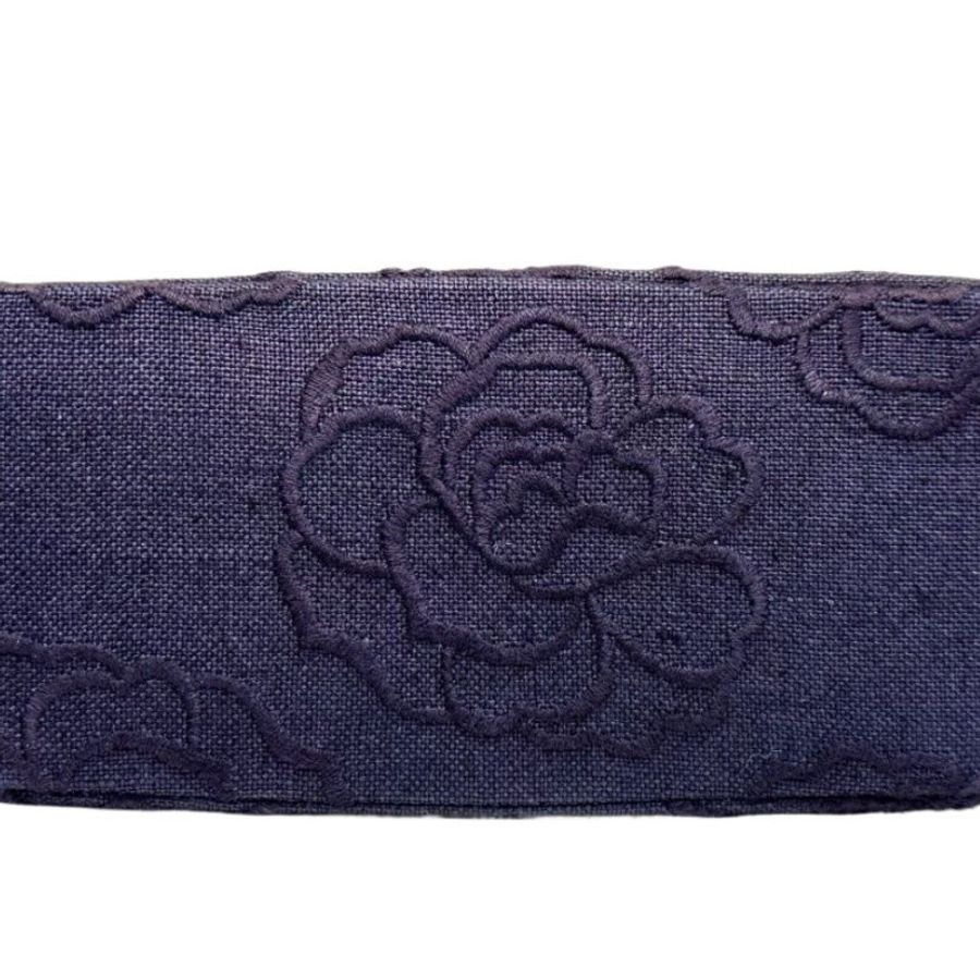 Chanel藏藍色刺繡山茶花雙C扣鏈條包-6