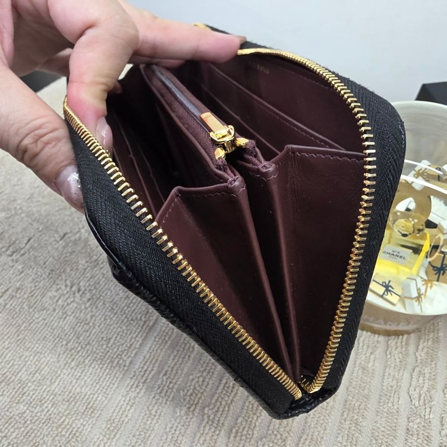 閒置 近新 CHANEL黑金荔枝紋拉鍊長夾-芯片款-28