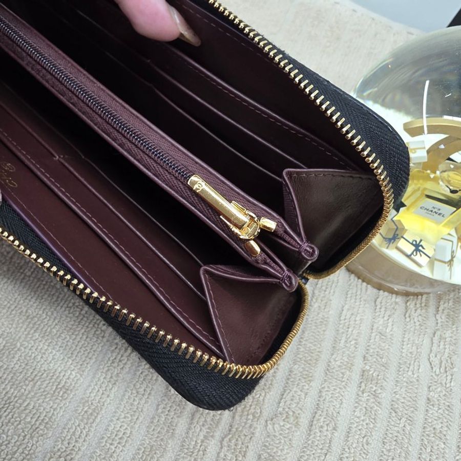 閒置 近新 CHANEL黑金荔枝紋拉鍊長夾-芯片款-31