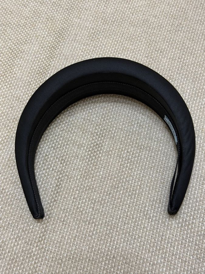 Prada黑色寬版髮箍-3