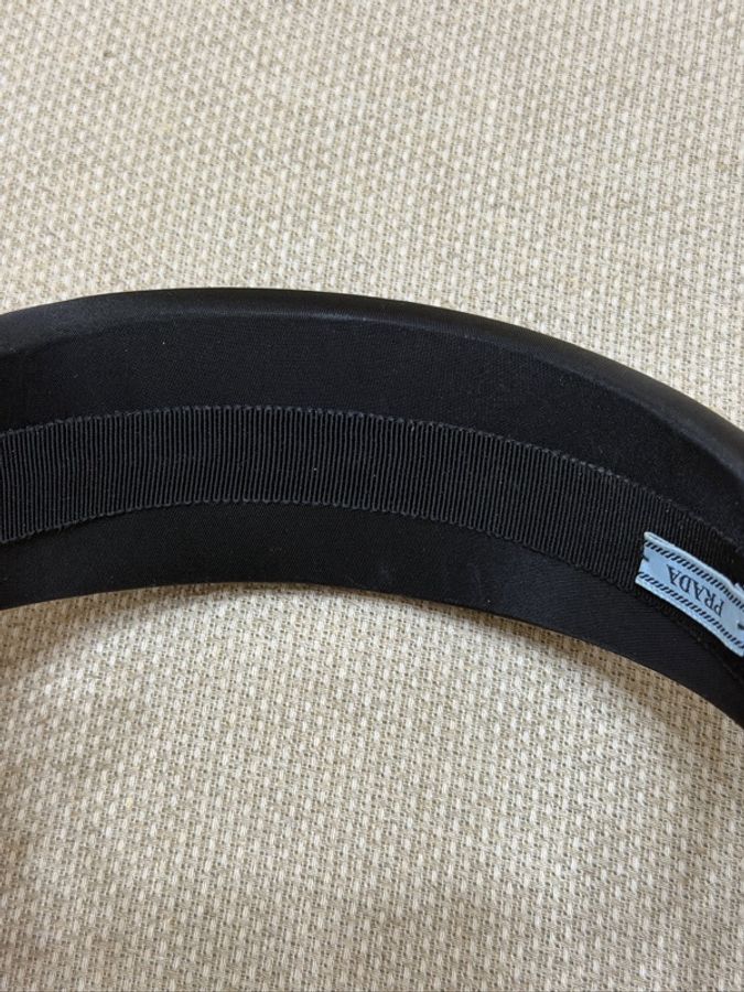 Prada黑色寬版髮箍-5
