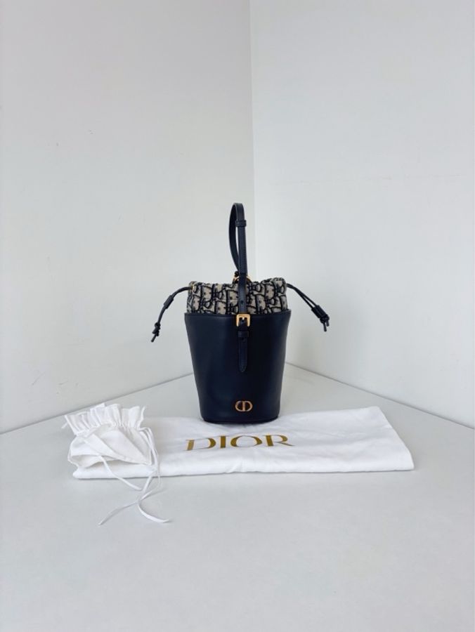 ✨Dior迪奧|Montaigne 老花 mini 水桶包|閒置新2025年新款編碼-1