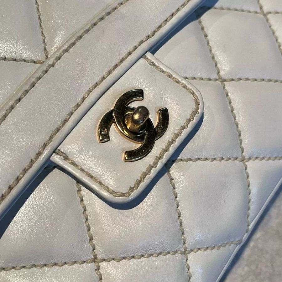Chanel香奈兒菱格紋雙C扣手提晚宴包-18
