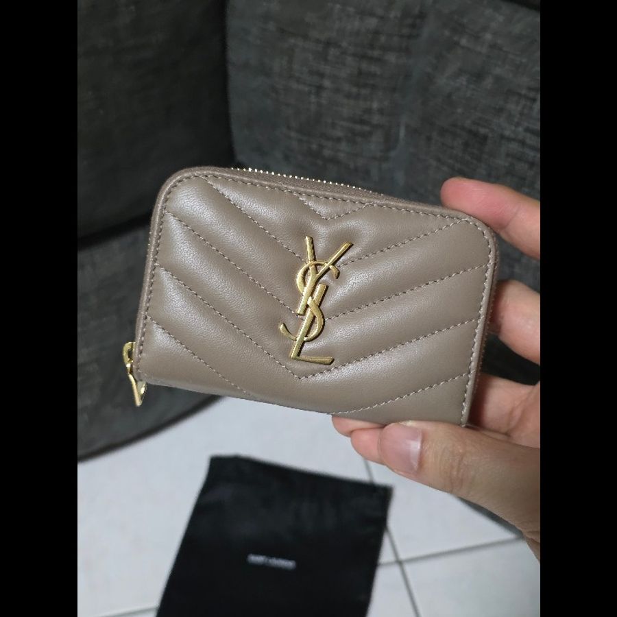 [全新] Saint Laurent YSL 小羊皮 零錢卡包 奶茶色 未使用品-0