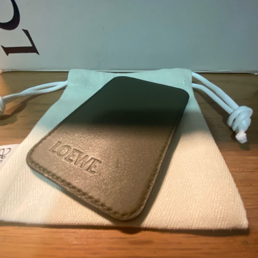 Loewe Puzzle Magnetic Leather Cardholder-4