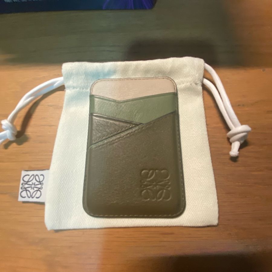 Loewe Puzzle Magnetic Leather Cardholder-5