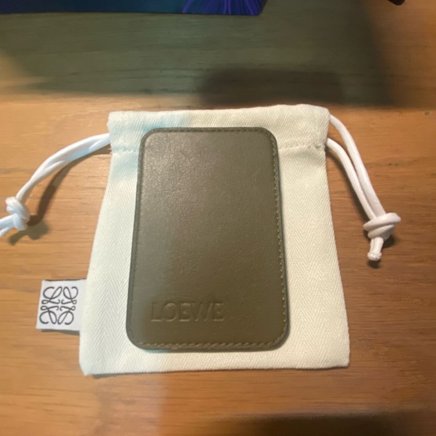 Loewe Puzzle Magnetic Leather Cardholder-6