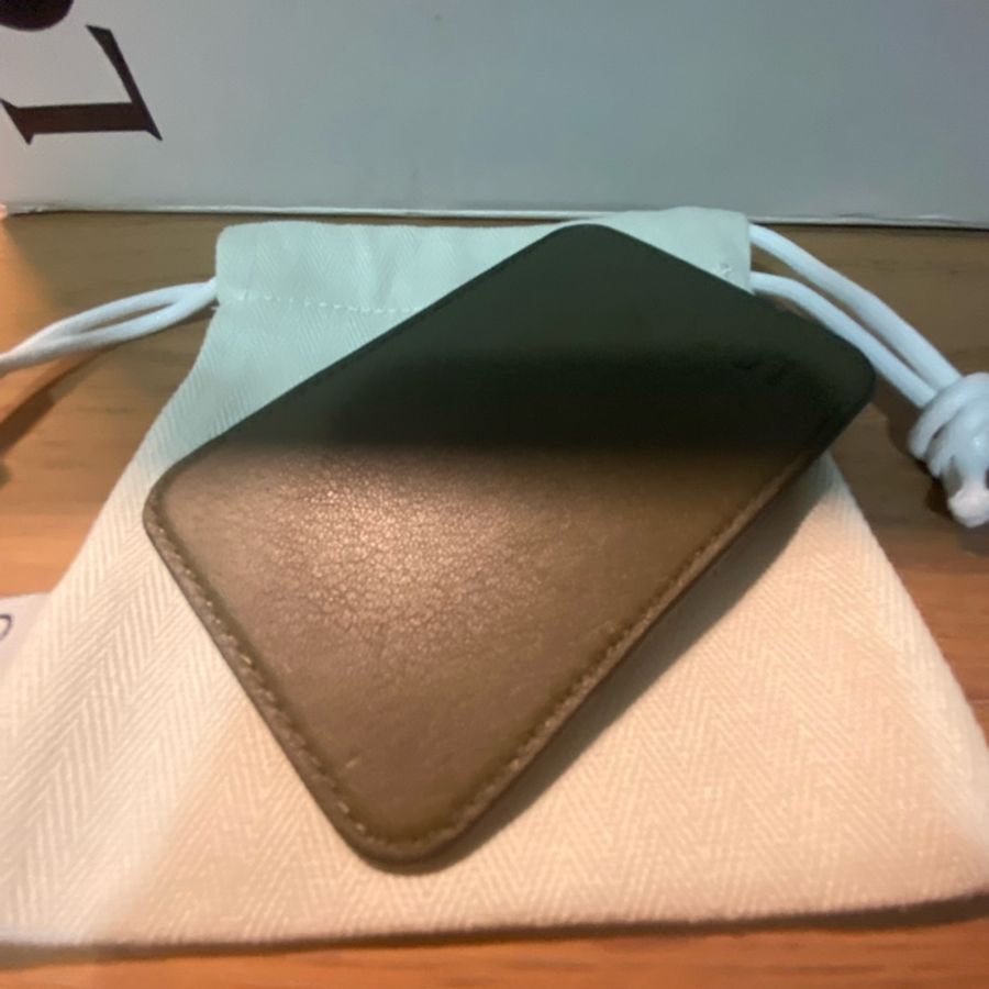 Loewe Puzzle Magnetic Leather Cardholder-9