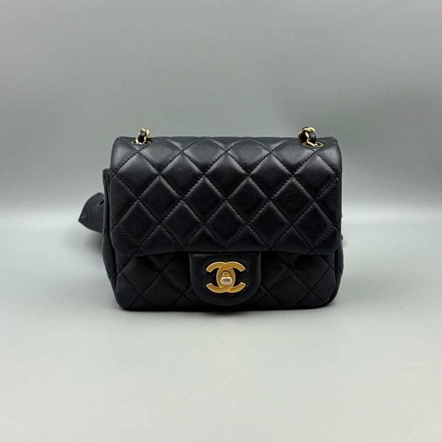 Chanel香奈兒 CF方胖子斜背包 黑色菱格金扣-1