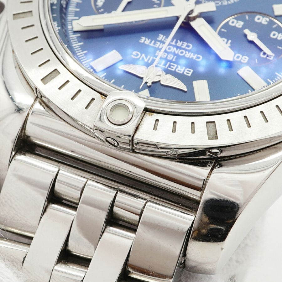 百年靈 Chronomat 44 AB0115 藍色錶盤男錶-6