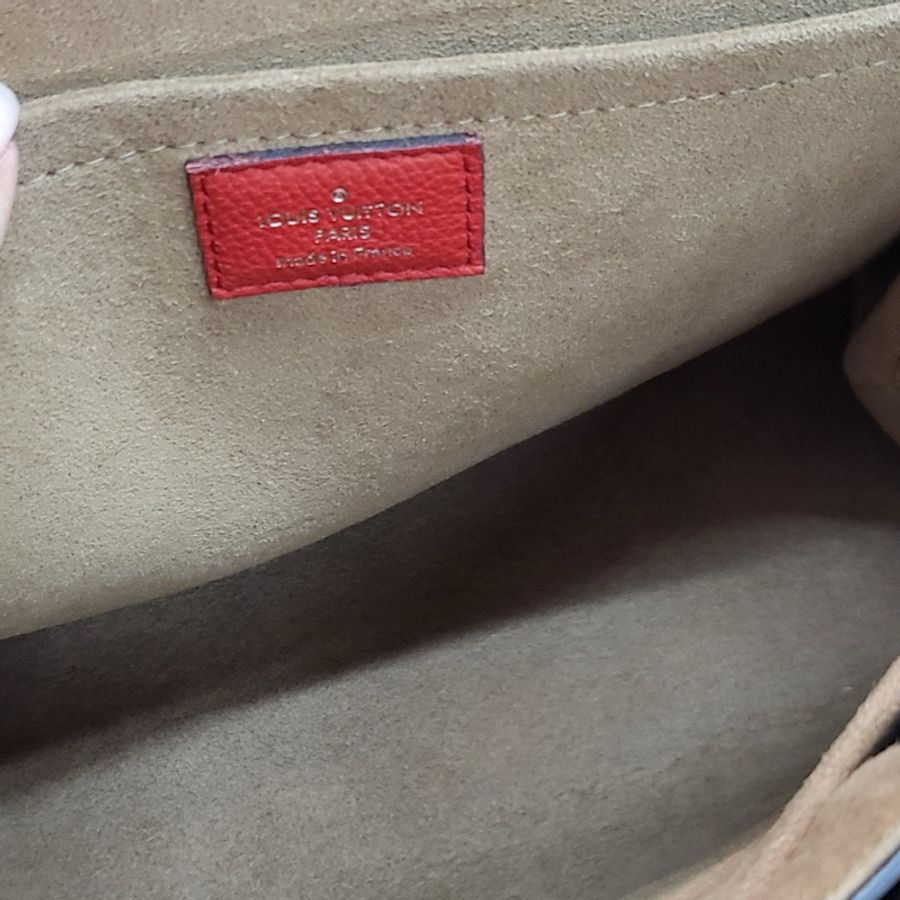 路易威登/Louis Vuitton mairgnan锁头包邮差包 芯片编码18年 御姐都爱的经典老-5