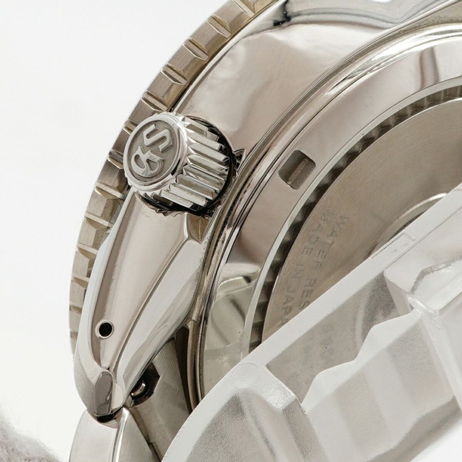 精工 Grand Sport 系列 GMT SBGE295 9R66-0BK0 綠色錶盤男士腕錶-7