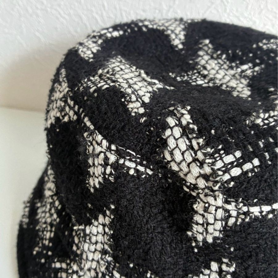 Chanel 黑/白十字漁夫帽M-6