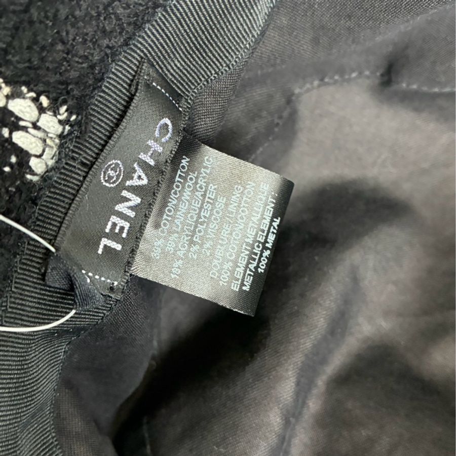 Chanel 黑/白十字漁夫帽M-8