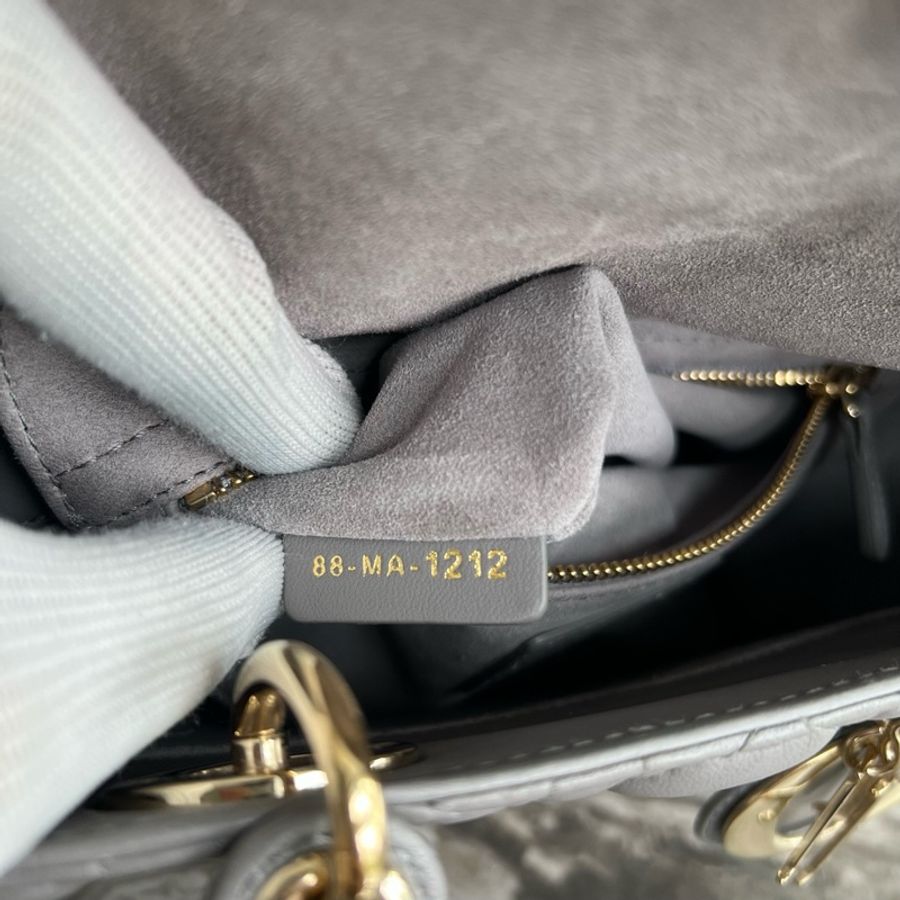 DIOR迪奧 Lady Dior 羊皮藤格紋 四格戴妃包單肩手提斜挎包 小號 灰色 22年-5