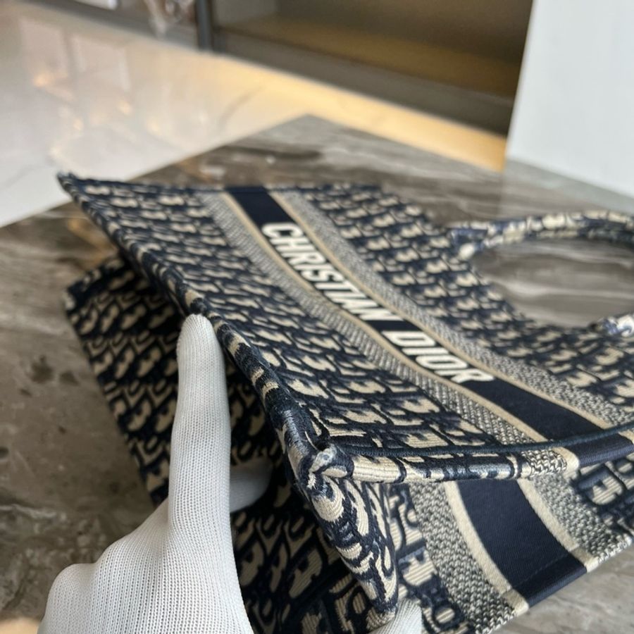 DIOR迪奧 BookTote 老花滿印大容量 Oblique手工 刺繡 托特包Tote包-10
