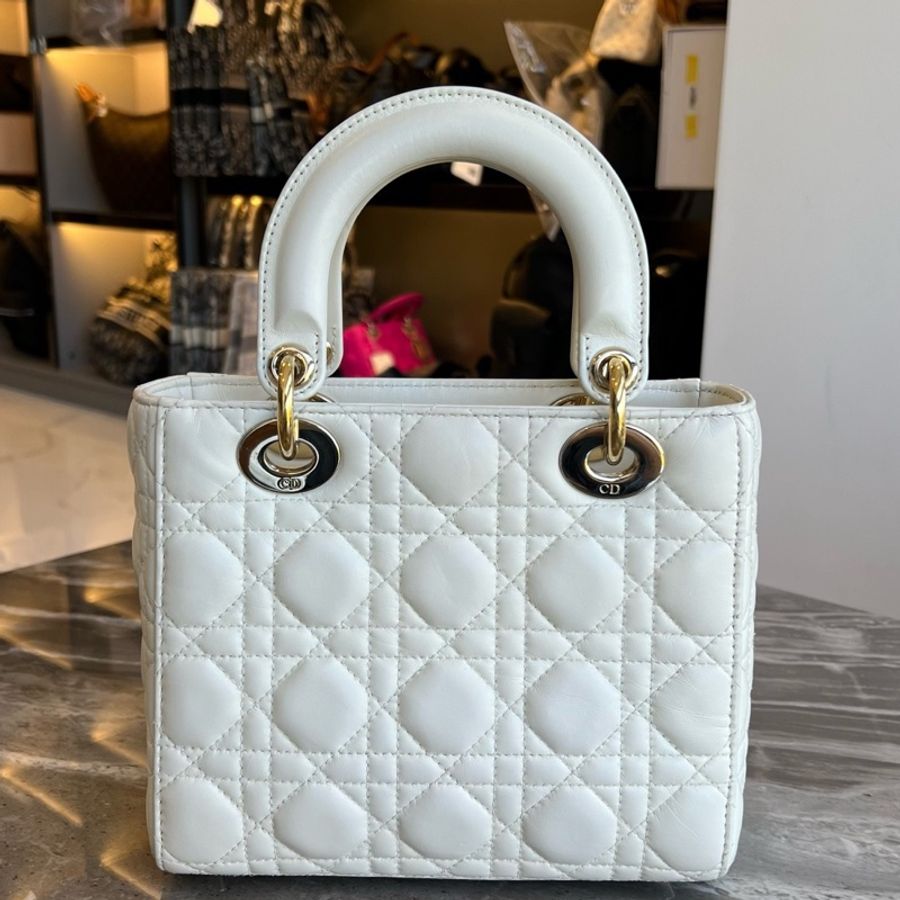 DIOR 迪奧 Lady Dior 淺金色飾面金屬吊飾藤格紋 小羊皮 戴妃包 四格小號-2