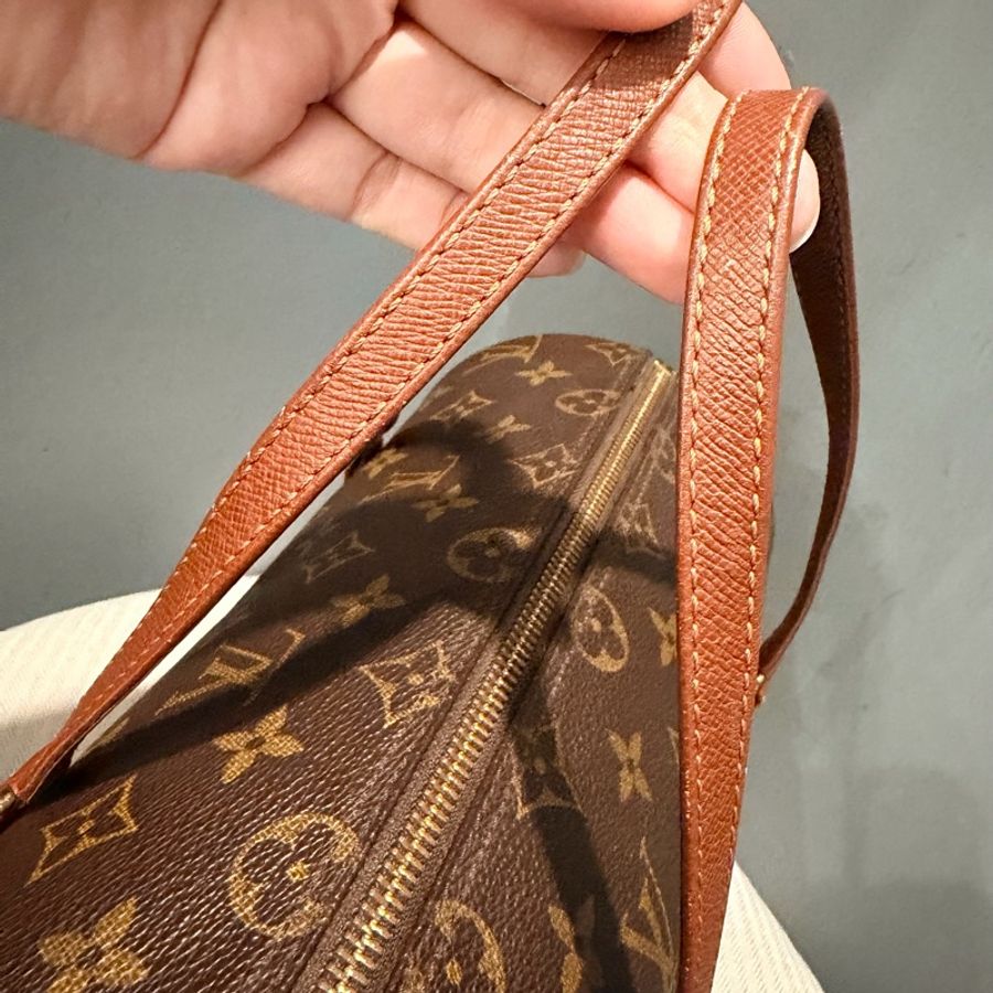 Louis Vuitton LV 經典老花 26 巴比龍 圓筒包 手拿包-37