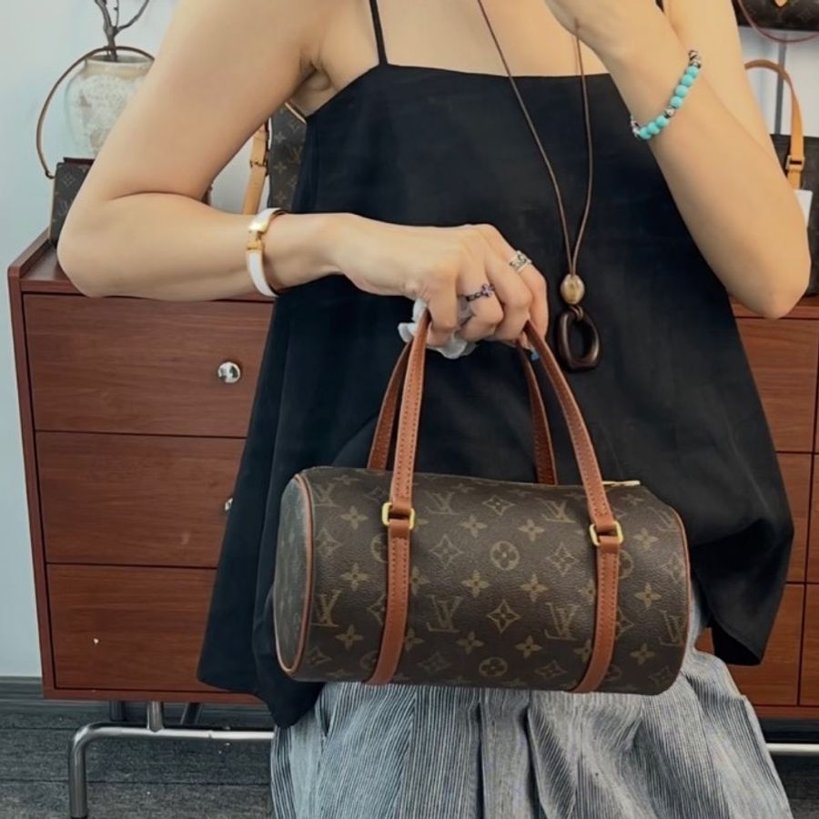 Louis Vuitton LV 經典老花 26 巴比龍 圓筒包 手拿包-40