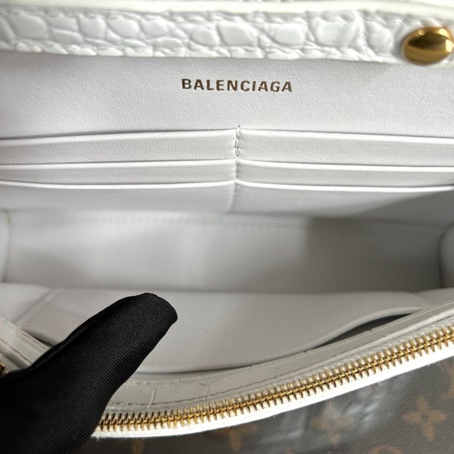 BALENCIAGA 白金鱷魚壓紋HOURGLASS沙漏鏈條包 19*12*4.5 98新配件塵袋-5