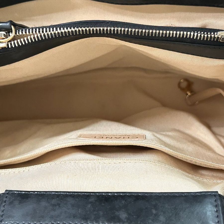 CHANEL 拼色金扣手提肩背包 30*24*18 98新配件塵袋 保卡-5