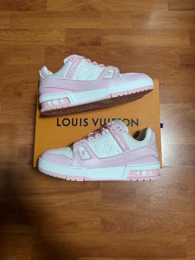 Louis Vuitton路易威登Trainer粉白低幫板鞋 玫瑰粉37.5碼-0