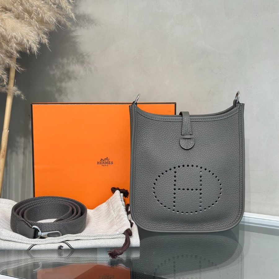 HERMES Mini Evelyne - Gris Meyer 0L 積雨雲灰銀 U-10