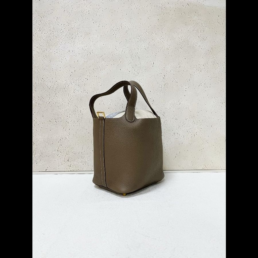 Hermes Picotin 18
Etoupe x ghw-19