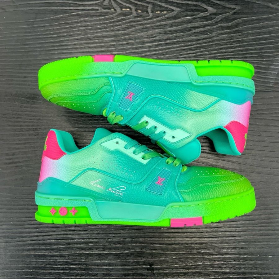 閒置新未使用Louis Vuitton路易威登 trainer 藍綠 40碼-6