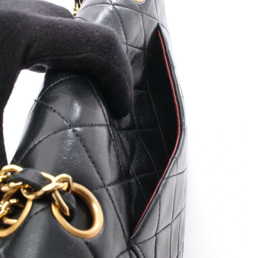香奈兒 (CHANEL) Matelasse W 翻蓋鏈條單肩背包,羊皮材質,黑色,二手,金色五金-5