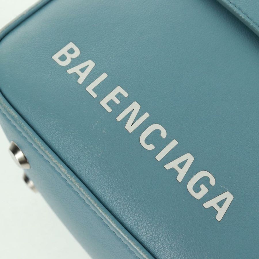 【日本直送】BALENCIAGA 三角形 S 手提包 皮革 兩用 淺藍色 銀色 476975 正品 161230-16