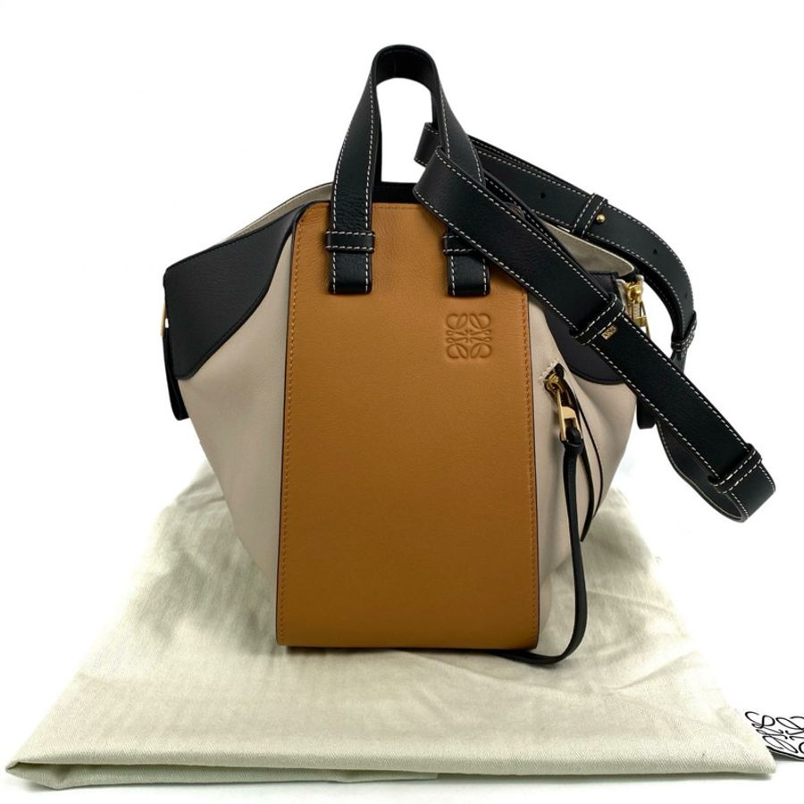 △ LOEWE 羅意威 Brown, Black, Beige Calfskin Hammock 2 way bag 啡色, 黑色, 灰色小牛皮兩用袋-267013764-0