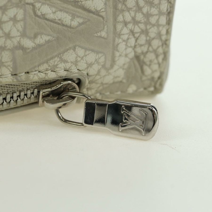 【日本直送】路易威登 Taurillon Clemence 登山包 灰色 MP3383 LV 正品 177975M-17