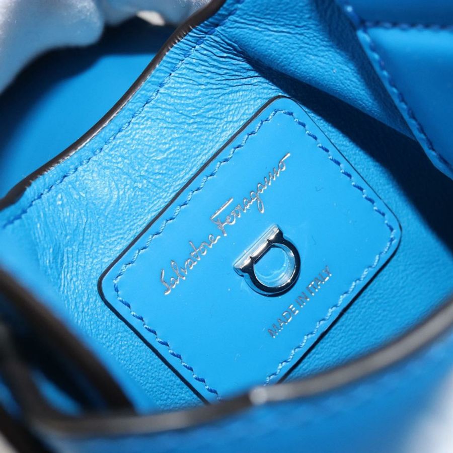【日本直送】Salvatore Ferragamo Gancini 手袋 皮革 藍色 銀色 正品 177222A-9