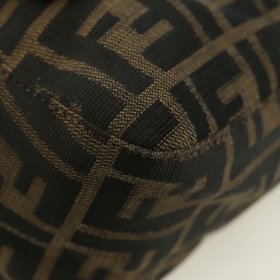 【日本直送】FENDI Zucca帆布Mamma Baguette單肩包 黑色棕色 正品 178747V-13