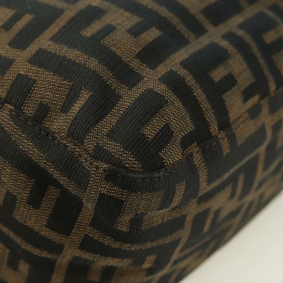 【日本直送】FENDI Zucca帆布Mamma Baguette單肩包 黑色棕色 正品 178747V-15