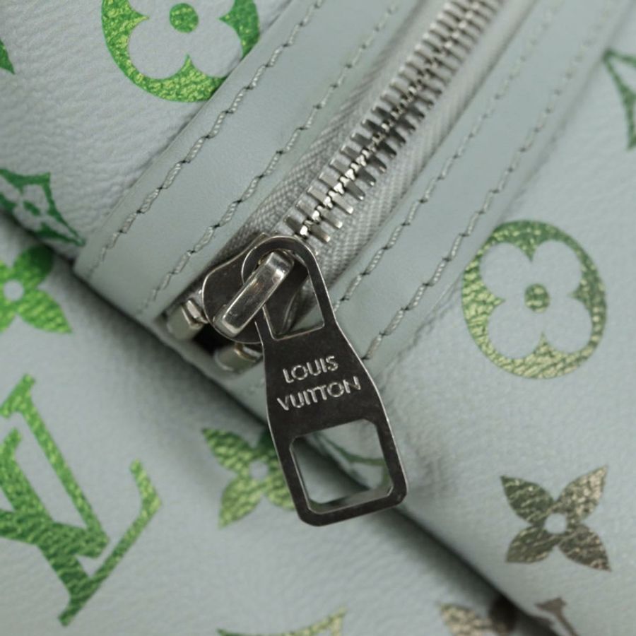 【日本直送】路易威登 Monogram Iridescent Discovery 雙肩包 灰色 M14184 正品 179853SAM-21