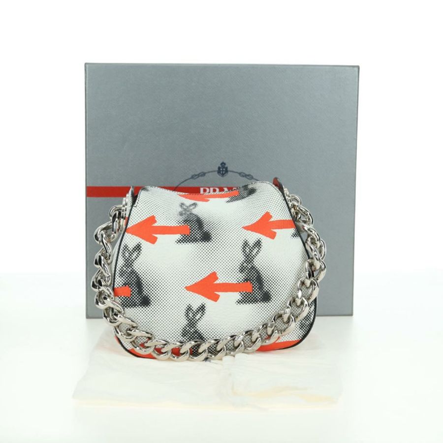 【日本直送】PRADA 運動鏈單肩包,皮革材質,白色銀色,正品編號 179797M-11