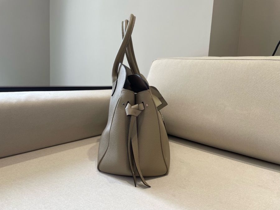 LV 路易威登灰色牛皮壓紋mila中號手提斜挎包-9