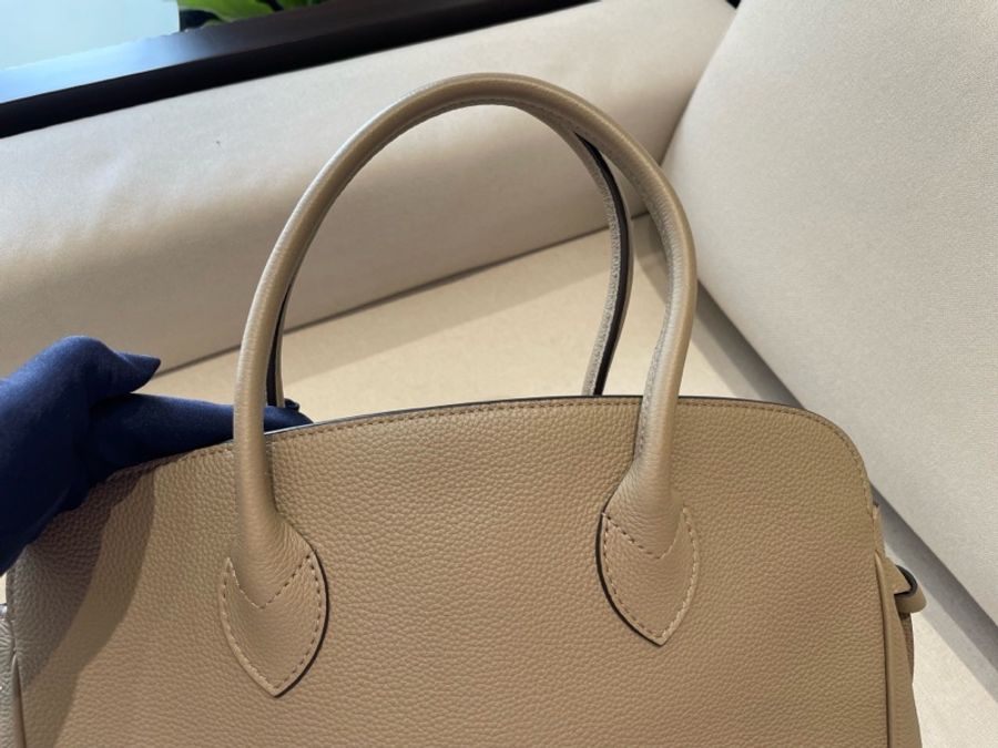 LV 路易威登灰色牛皮壓紋mila中號手提斜挎包-12