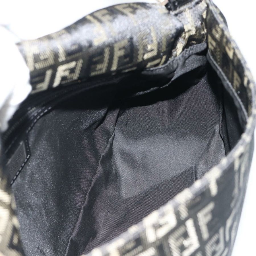 【日本直送】FENDI Zucchino 帆布 Mamma Baguette 肩背包 灰色 銀色 正品 181399V-18