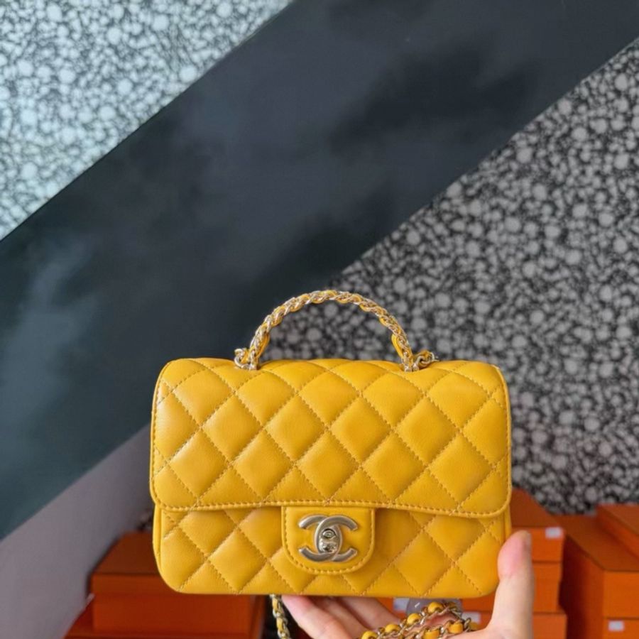 Chanel 23款鑽扣手柄手提盒子-0