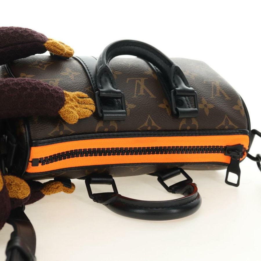 【日本直送】路易威登 Monogram Monkey Puppet Keepal lXS 手袋 M80118 LV Auth 181387SM-5