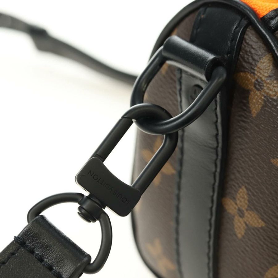 【日本直送】路易威登 Monogram Monkey Puppet Keepal lXS 手袋 M80118 LV Auth 181387SM-23