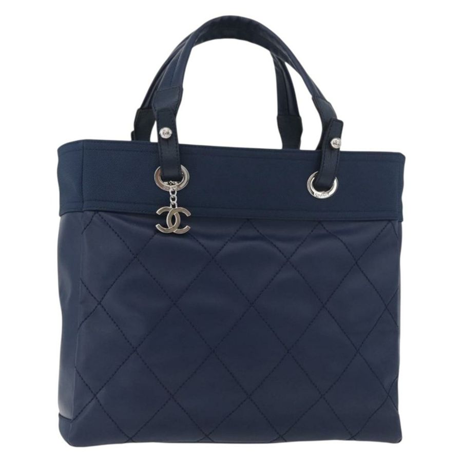 【日本直送】香奈兒 (CHANEL) Paris Biarritz MM 手提包,塗層帆布,海軍藍/銀色雙C標誌,正品編號 181519SAV-0