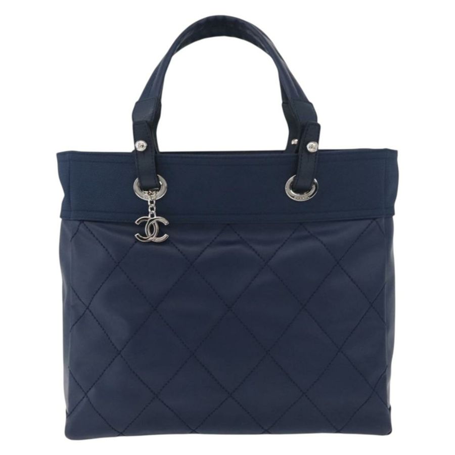 【日本直送】香奈兒 (CHANEL) Paris Biarritz MM 手提包,塗層帆布,海軍藍/銀色雙C標誌,正品編號 181519SAV-12