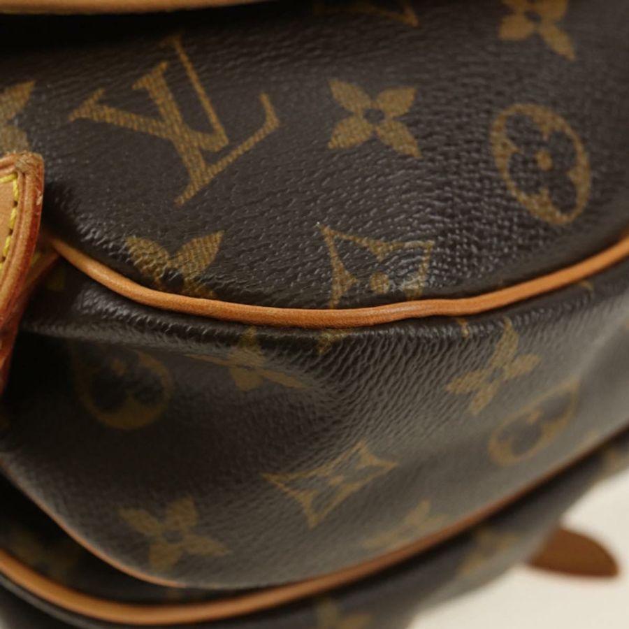 【日本直送】路易威登 Monogram Saumur 30 肩背包 M42256 LV Auth am11667V-16