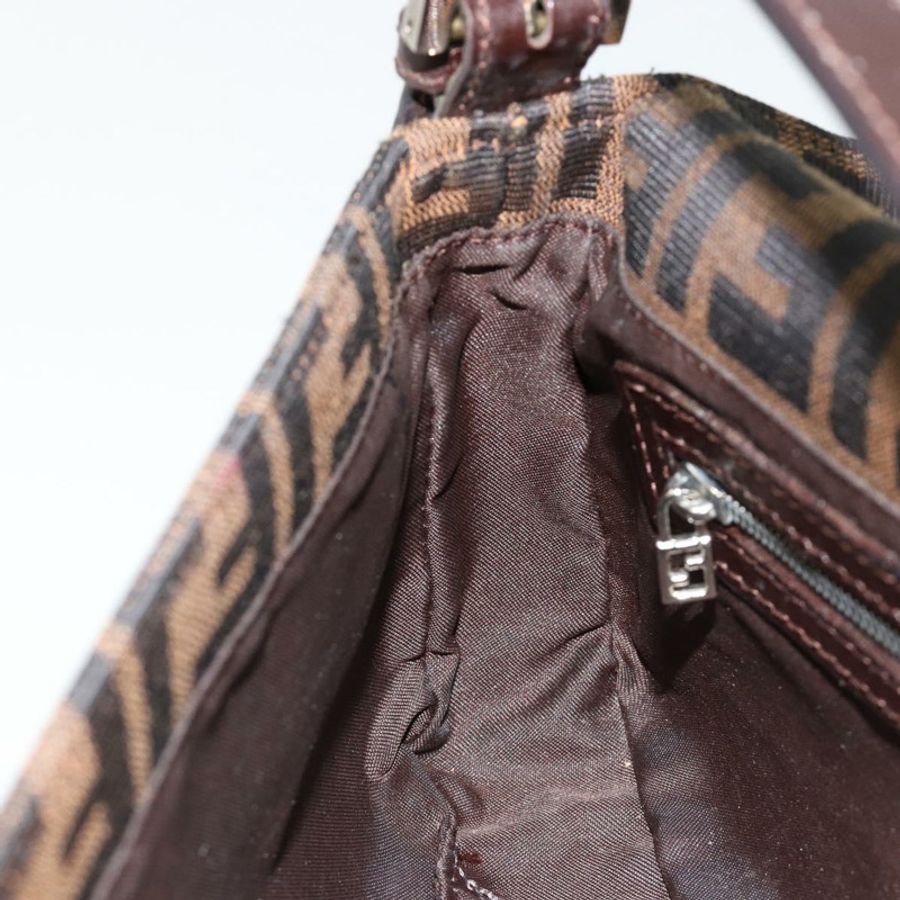 【日本直送】FENDI Zucca帆布Mamma Baguette單肩包 黑色棕色 正品 178866SAM-22